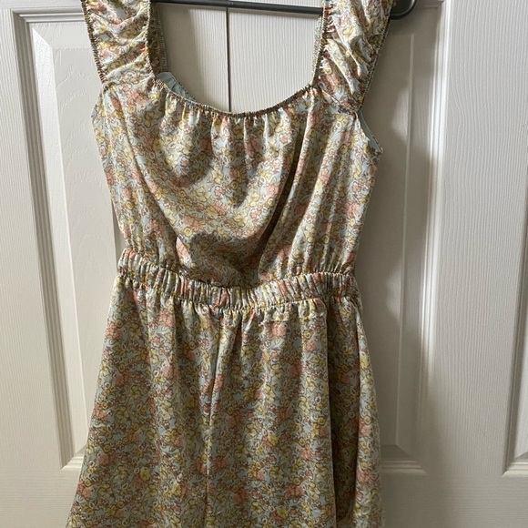 Alter’d State floral romper. - Picture 5 of 6